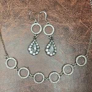 NEW Rhinestone Necklace & Earrings Jewelry Set